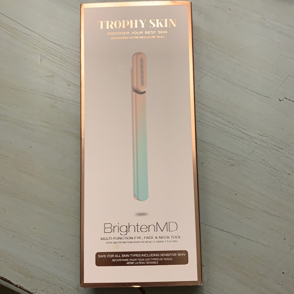 Trophy Skin BrightenMD red light face wand.